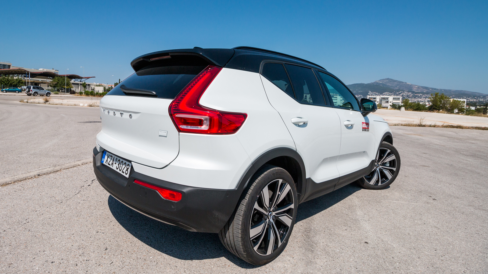 Volvo XC40 Recharge: Ωμή δύναμη σε SUV περίβλημα